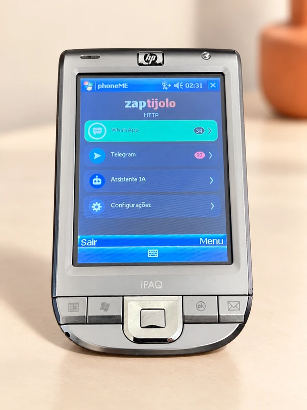 HP iPAQ com Windows Mobile mostrando o menu do ZapTijolo